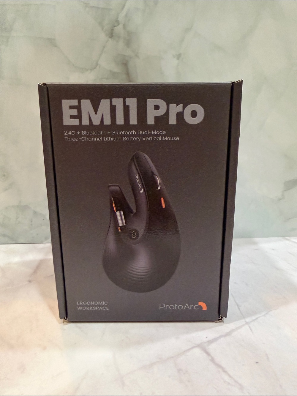 ProtoArc EM11 Pro Vertical Wireless Mouse